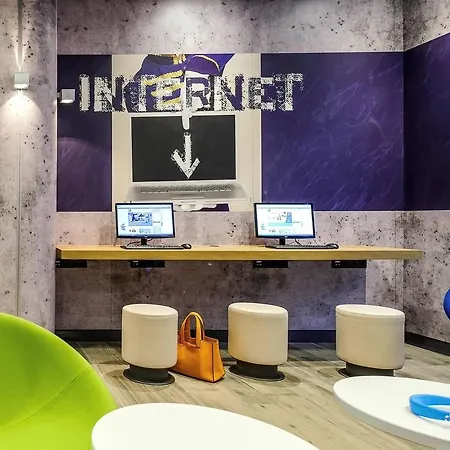 Отель Ibis Budget Amsterdam South 2*